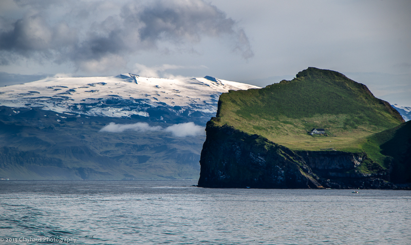 Elliðaey and Eyjafjallajökull beyond