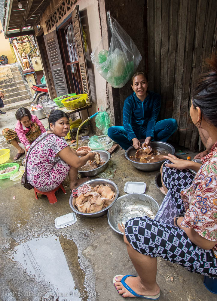 Food prepping, Cambodian style