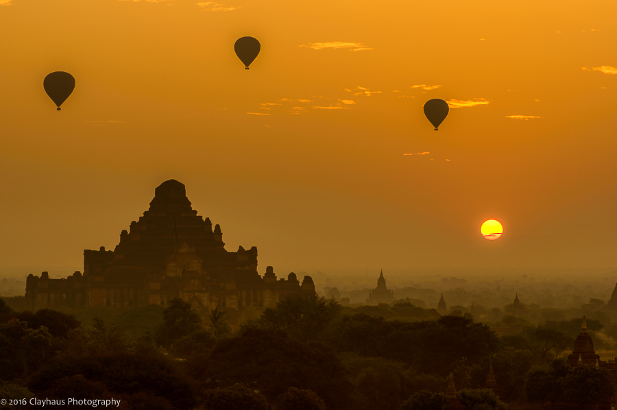 A Crown of Balloons over Dahmmayan Gyi Phaya